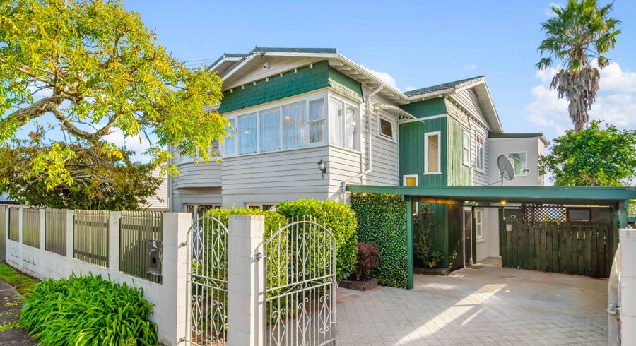  at 3 Carrie Street, Sandringham, Auckland City, Auckland