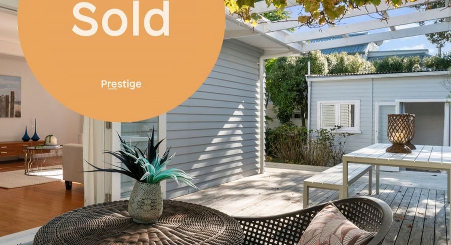  at 1/1A Scarboro Terrace, Murrays Bay, Auckland
