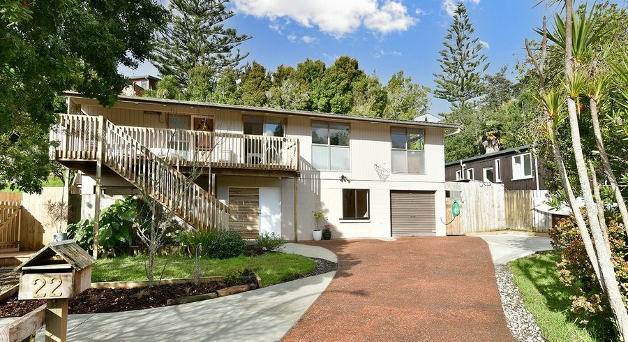  at 22 Awaruku Road, Torbay, Auckland