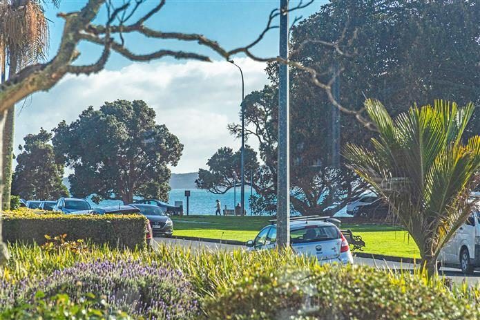  at 1/19 The Parade, St Heliers, Auckland