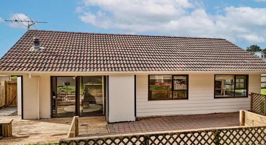  at 23B Parkinson Close, Whitby, Porirua