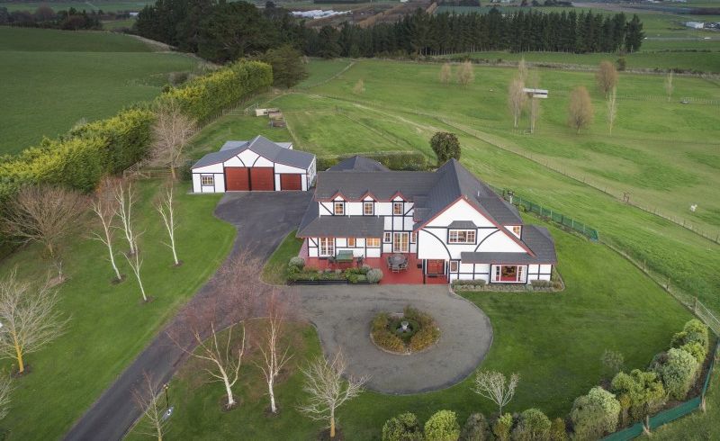  at 98 Hendersons Line, Kelvin Grove, Palmerston North