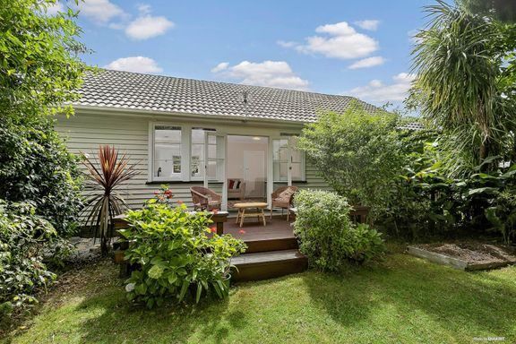  at 1a Bellgrove Place, Avondale, Auckland City, Auckland