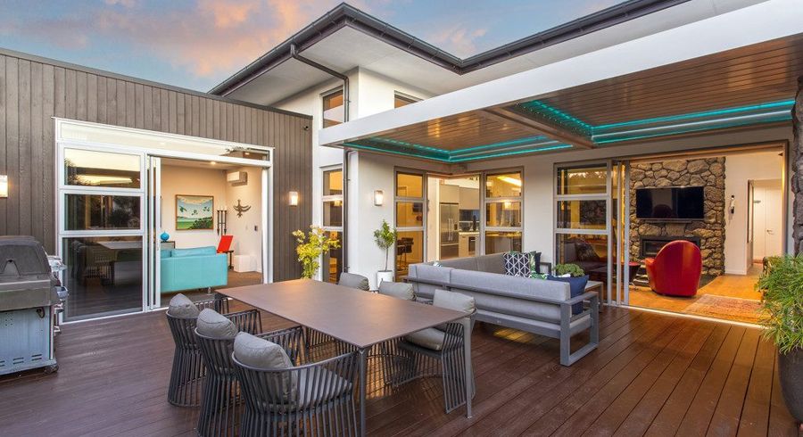  at 17 Clyde Road, Fendalton, Christchurch City, Canterbury
