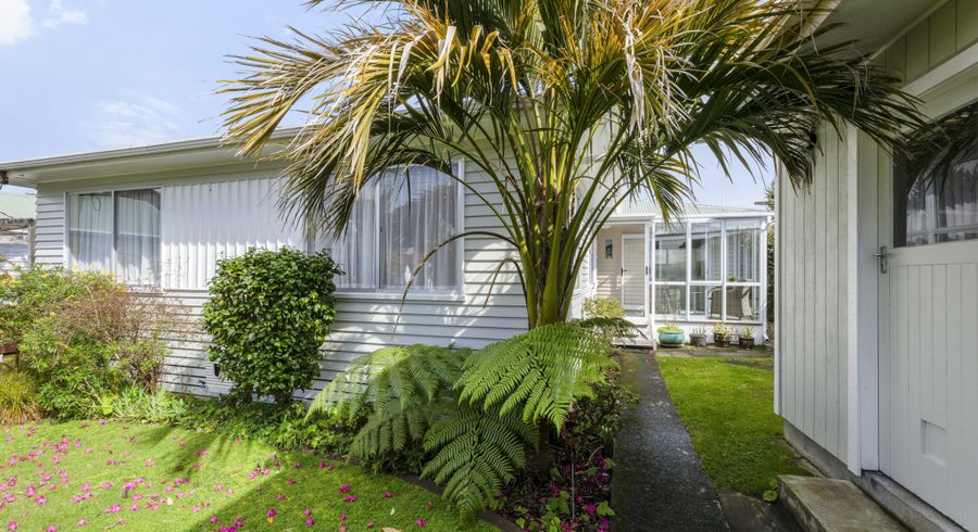  at 5 Lydford Place, Spotswood, New Plymouth