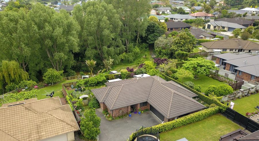  at 8 Eagle Street, Welcome Bay, Tauranga