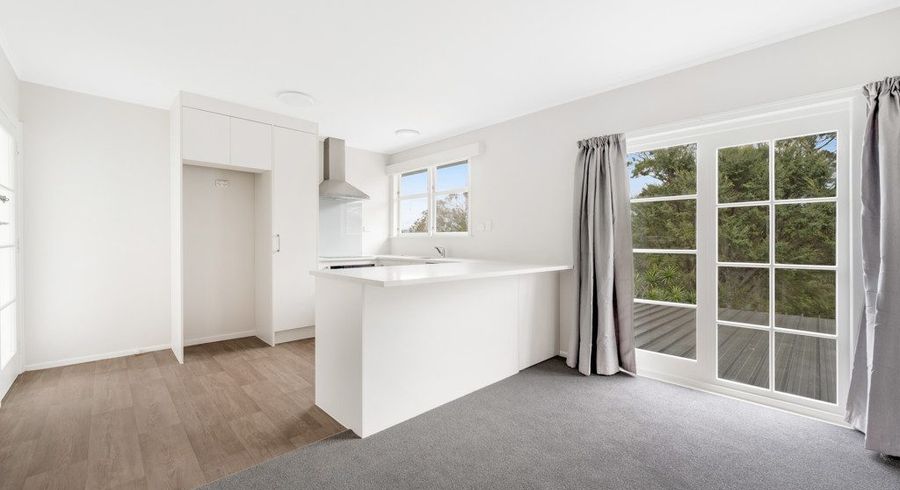  at 194 Don Buck Road, Massey, Waitakere City, Auckland