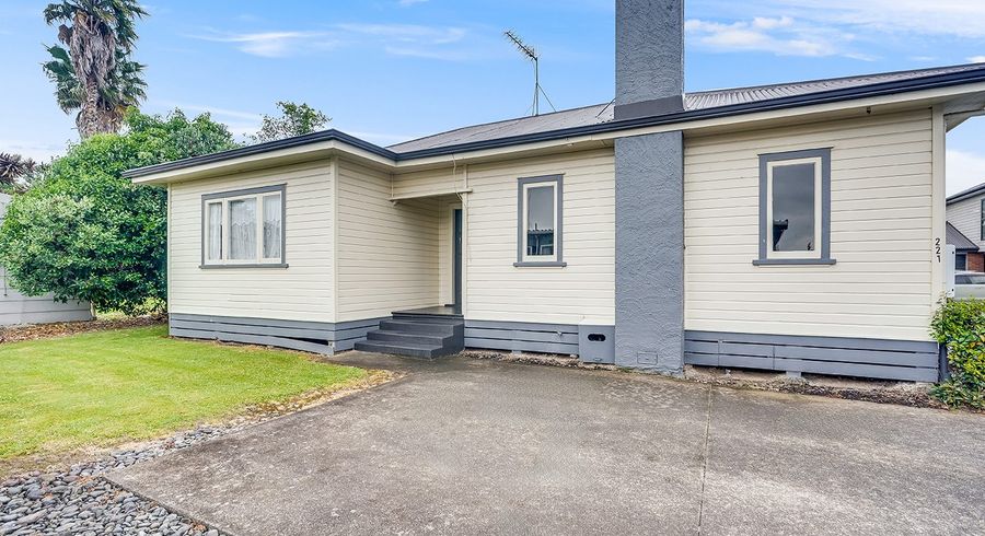  at 221 Fox Street, Hamilton East, Hamilton, Waikato