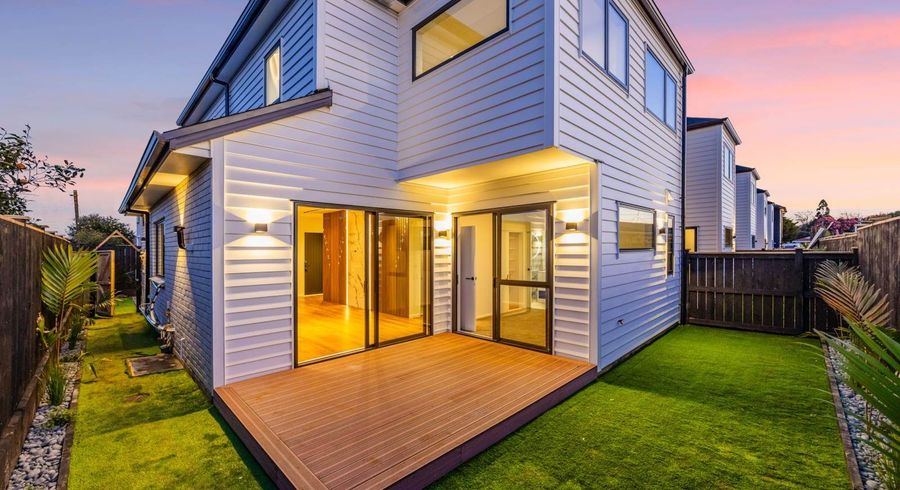  at Lot 2/12 Maunu Road, Papatoetoe, Manukau City, Auckland