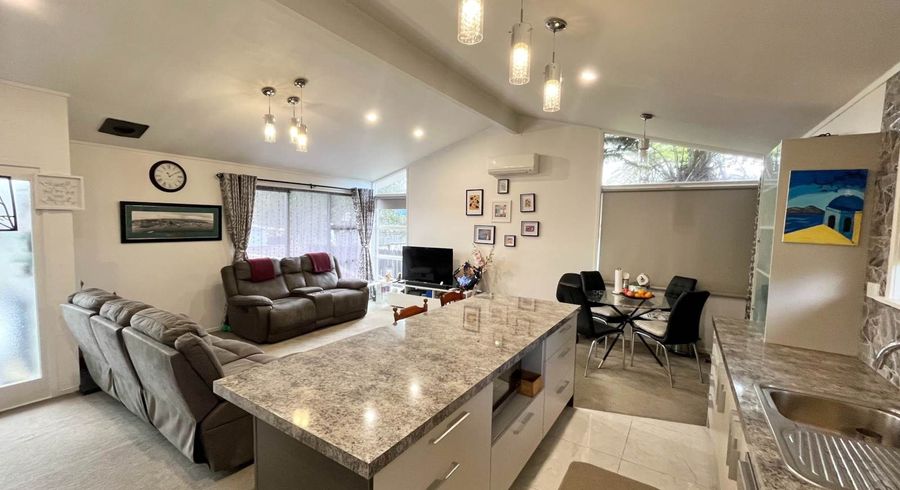  at 11A John F Kennedy Place, Glen Eden, Waitakere City, Auckland