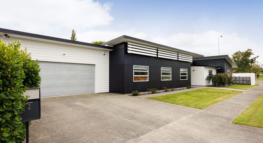  at 2 Chestnut Close, Kelvin Grove, Palmerston North, Manawatu / Whanganui