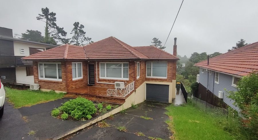  at 207 Titirangi Road, Titirangi, Waitakere City, Auckland