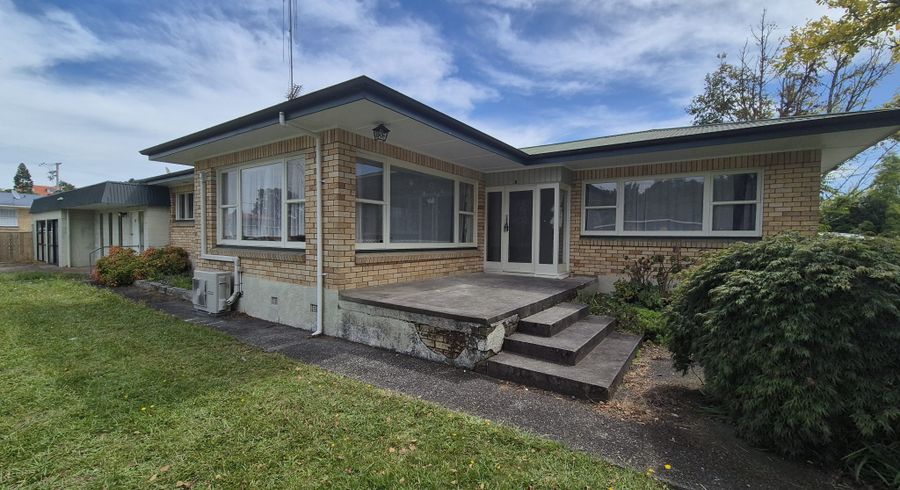  at 1 Panair Crescent, Hillcrest, Hamilton, Waikato