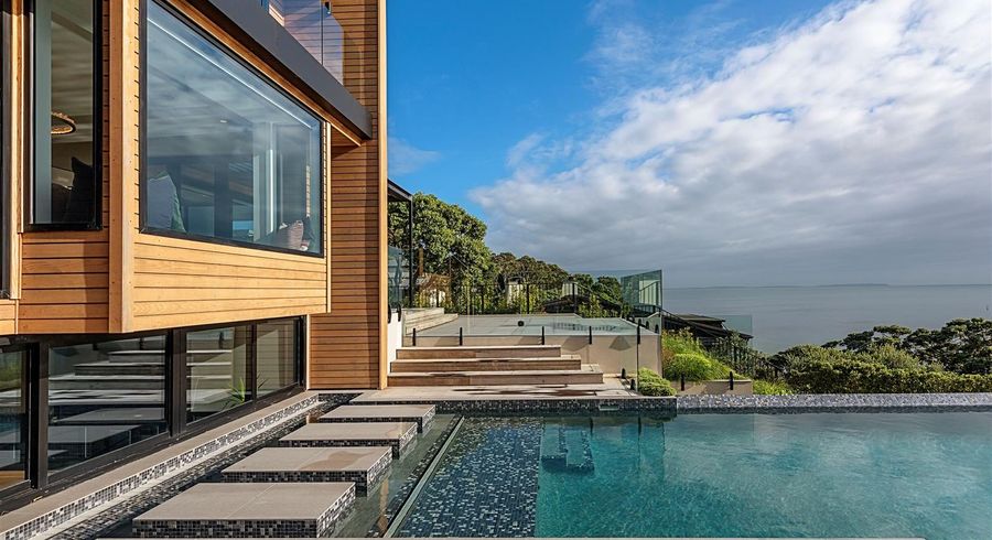  at 24 Seacliffe Avenue, Belmont, North Shore City, Auckland