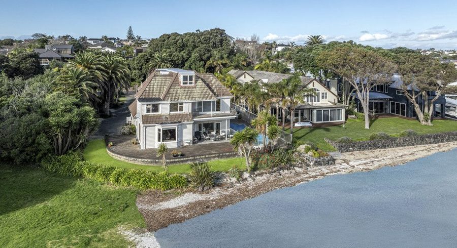  at 10 Musick Point Road, Bucklands Beach, Manukau City, Auckland