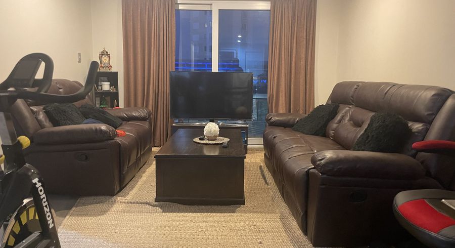  at 321/26 Remuera Road, Newmarket, Auckland