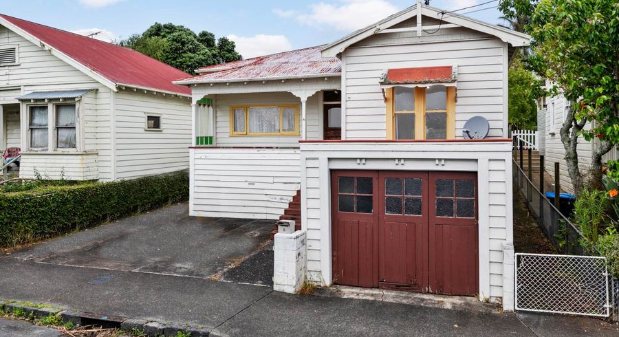 at 8 Peel Street, Westmere, Auckland