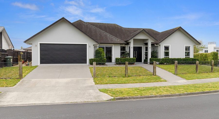  at 26 Roy Hilton Drive, Flagstaff, Hamilton