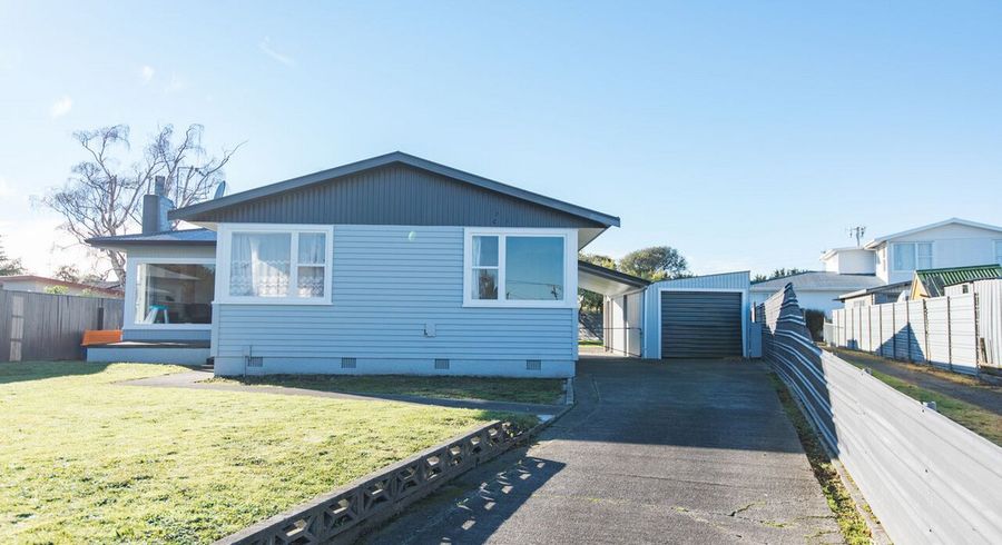  at 35 Seaforth Avenue, Milson, Palmerston North
