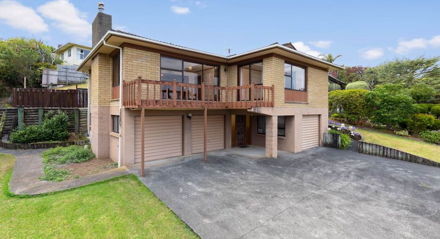  at 6 William Donnelly Terrace, Lynfield, Auckland