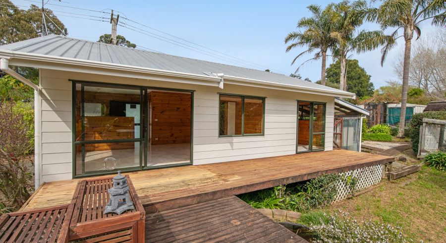  at 20A Hobbs Road, Matakatia, Whangaparaoa