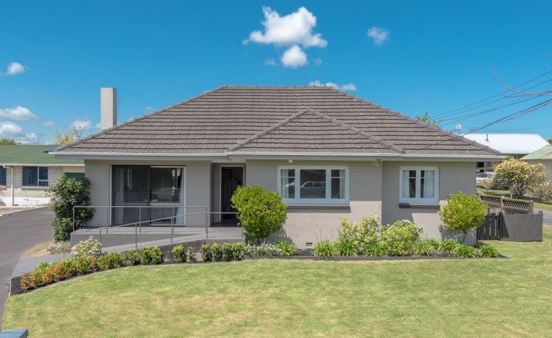  at 7 Storey Avenue, Forest Lake, Hamilton