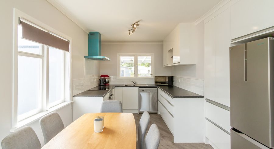  at 36 Kiharoa Street, Otaki Beach, Otaki