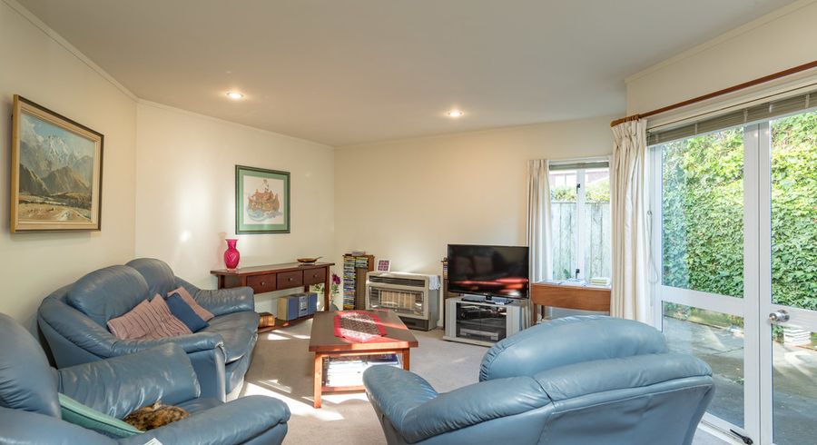  at 2/169 KNIGHTS RD, WATERLOO, LOWER HUTT