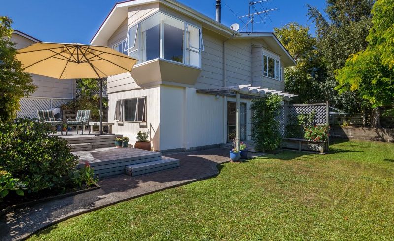  at 19 Avian Road, Blue Mountains, Upper Hutt
