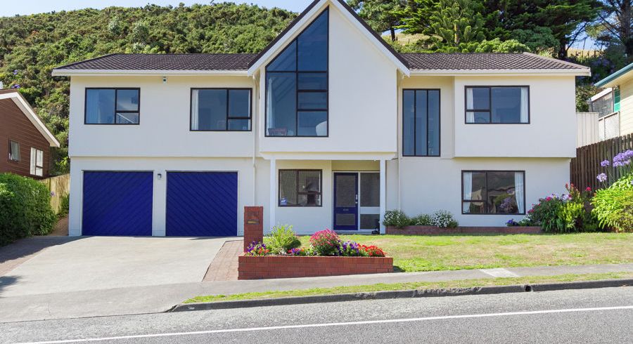  at 65 Woodman Drive, Tawa, Wellington