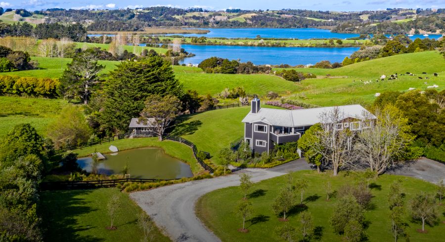  at 253 Green Road, Matakana