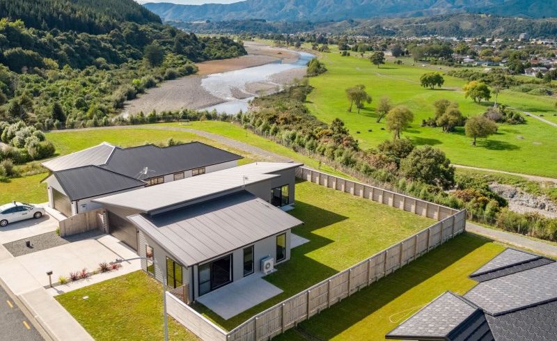  at 100 Riverstone Drive, Riverstone Terraces, Upper Hutt