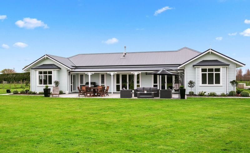  at 210B Pickering Road, Cambridge