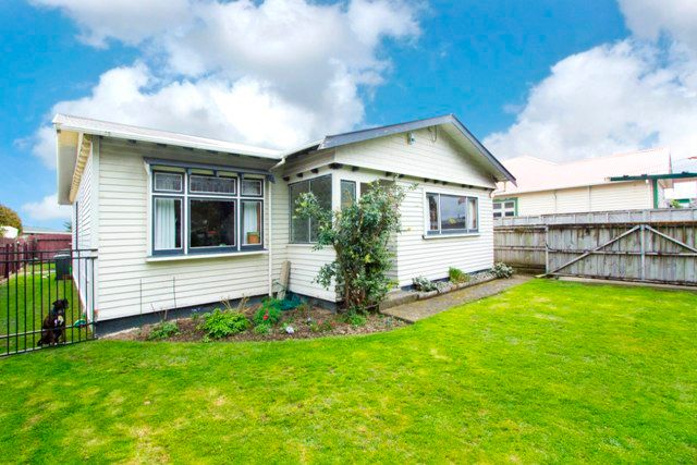  at 8 Wainui Road, Waiwhetu, Lower Hutt