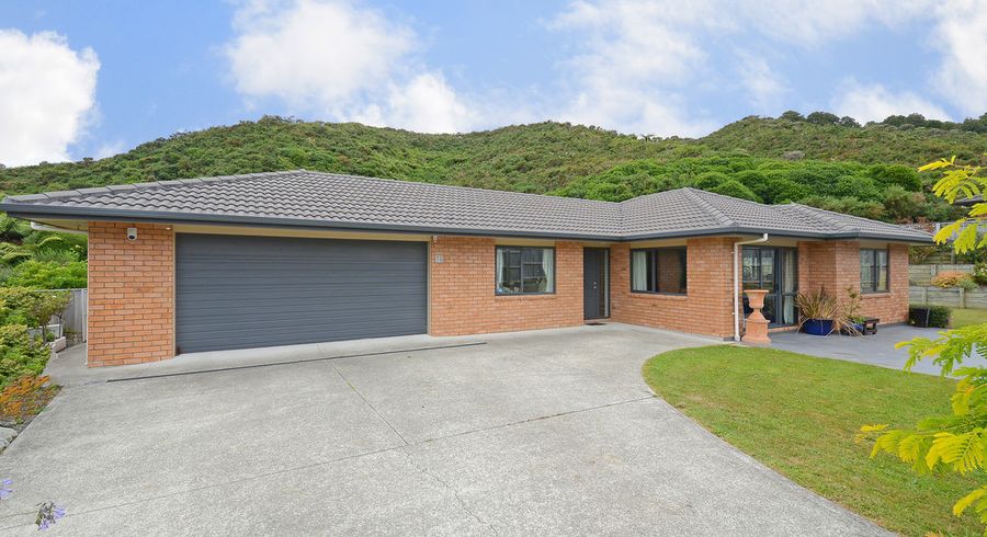  at 56 King Charles Drive, Kingsley Heights, Upper Hutt
