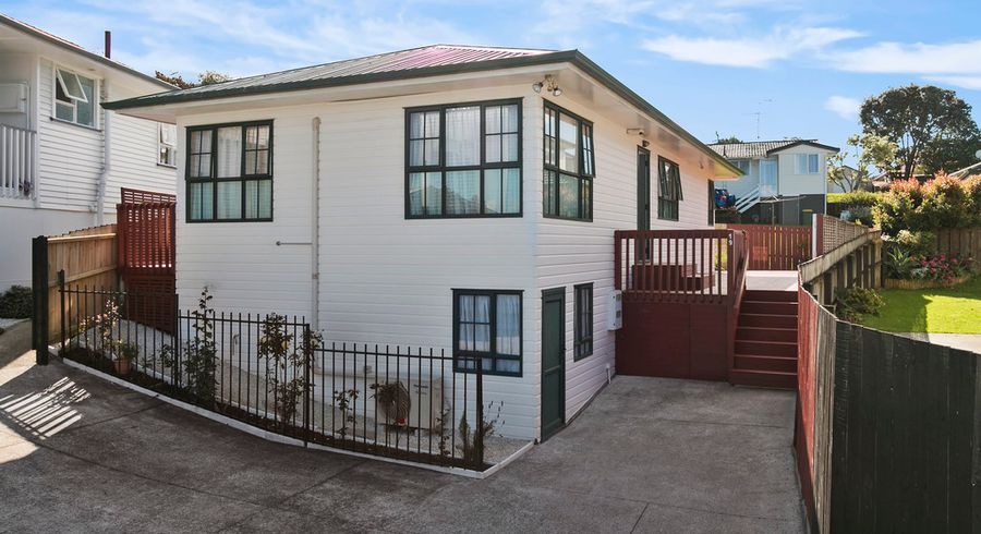  at 19 Price Crescent, Mount Wellington, Auckland