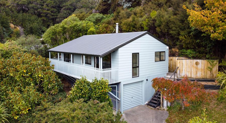  at 9 Kerkwall Drive, Naenae, Lower Hutt