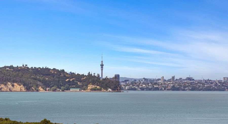  at 25 Oakpark Place, West Harbour, Waitakere City, Auckland