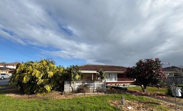  at 2 Wells Rd, Bucklands Beach, Manukau City, Auckland