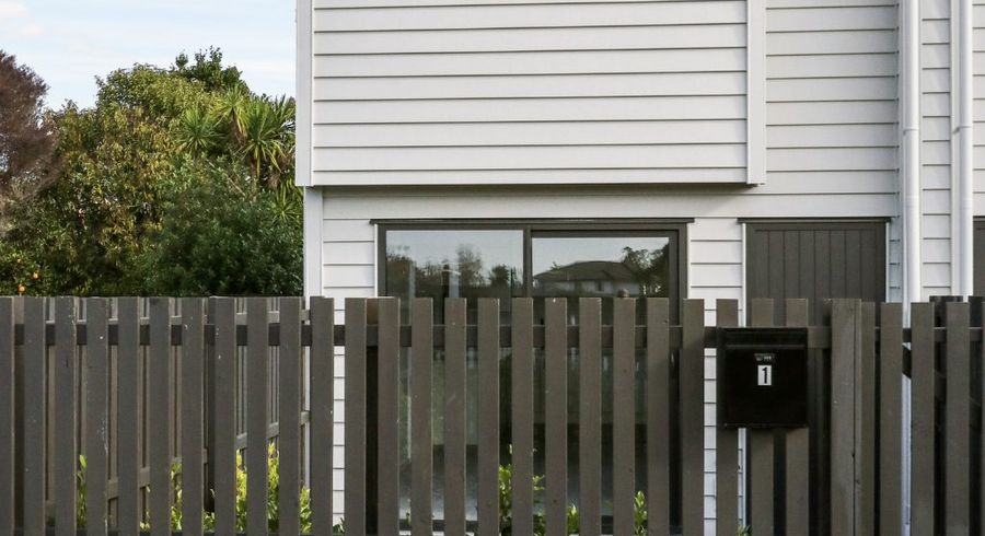  at 52A Rua Road, Glen Eden, Auckland