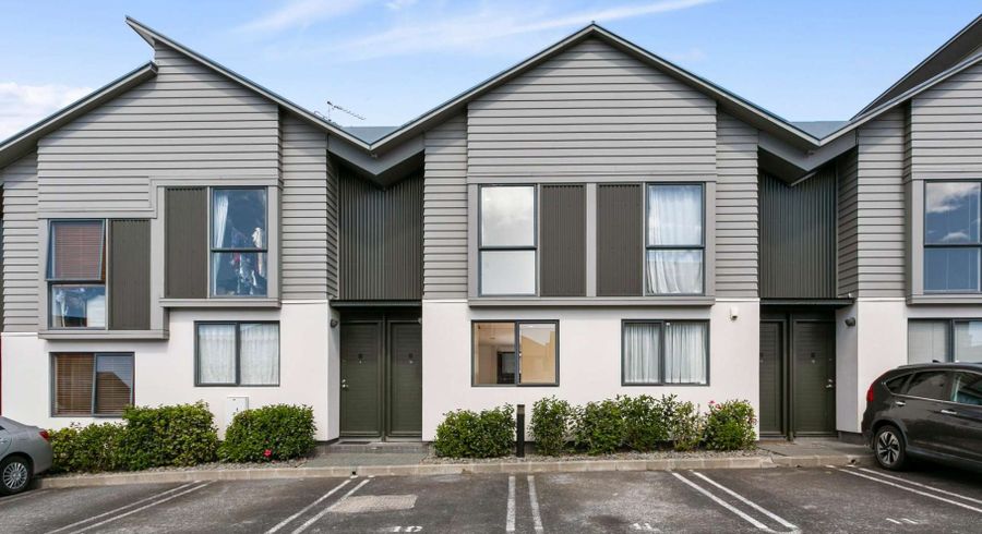  at 10/51 Ireland Road, Mount Wellington, Auckland City, Auckland