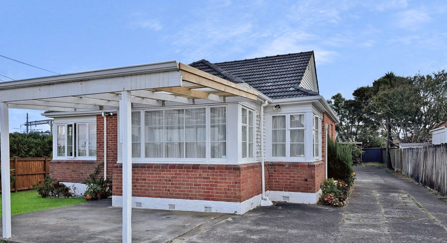  at 11A Fruitvale Rd, New Lynn, Waitakere City, Auckland
