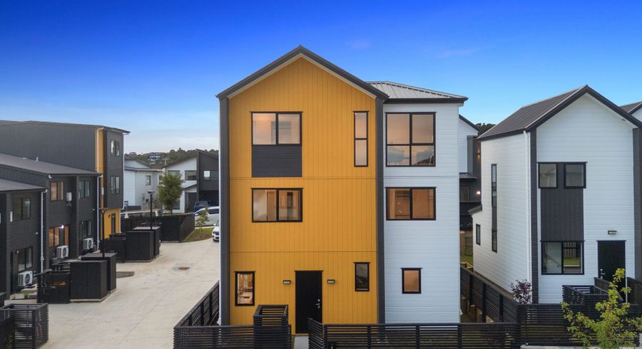  at 4 Hera Street, Flat Bush, Manukau City, Auckland