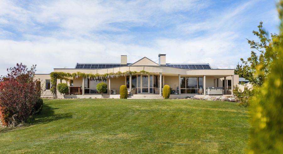  at 2 Fairway Drive, Alexandra, Central Otago, Otago