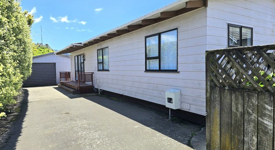  at 46A Oxford Terrace, Waterloo, Lower Hutt, Wellington