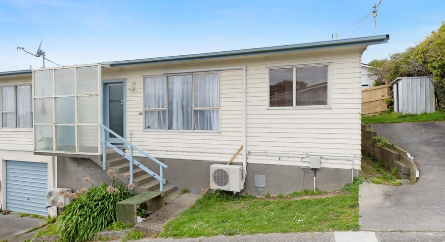  at 62B Baylands Drive, Newlands, Wellington