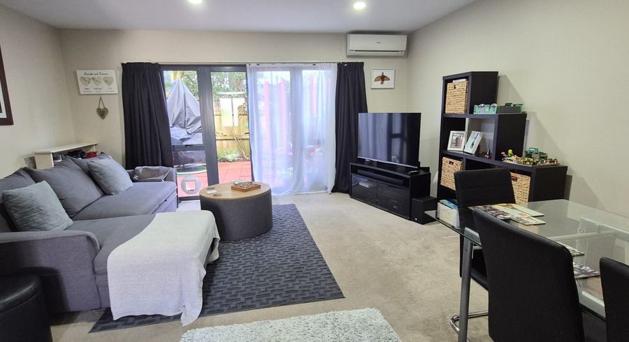  at 40/8 Soljak Place, Mount Albert, Auckland City, Auckland