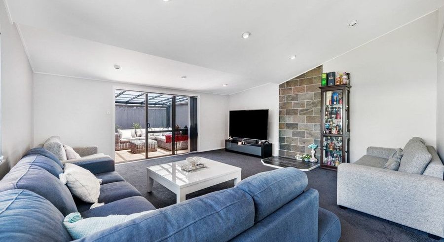  at 92 Harrington Road, Henderson, Waitakere City, Auckland