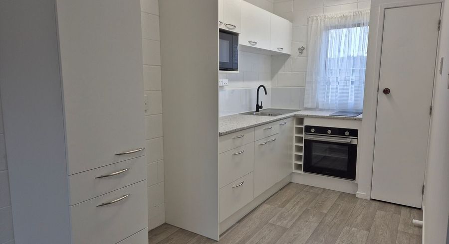  at 1/773 Beach Road, Browns Bay, North Shore City, Auckland