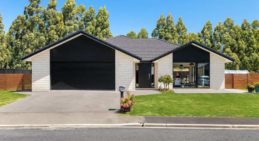  at 5 Tate Crescent, Green Island, Dunedin